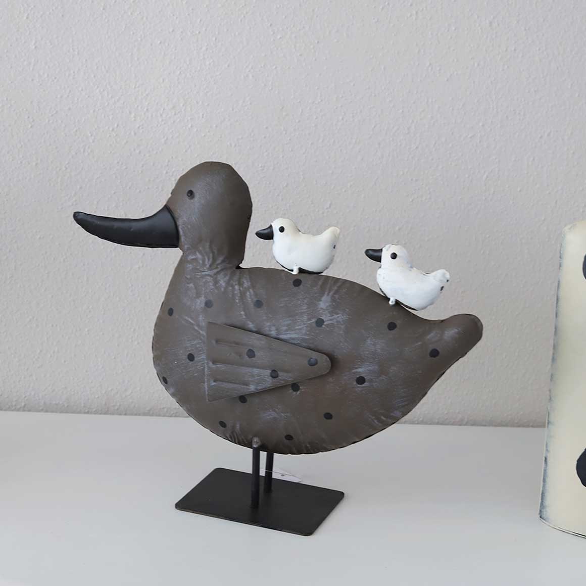 Ente mit Babies Deko Frühling Shabby Chic Deko 2024 Baden Landhaus Deko Soulbirdee Onlineshop Deko aus Metall Deko fürs Wohnzimmer