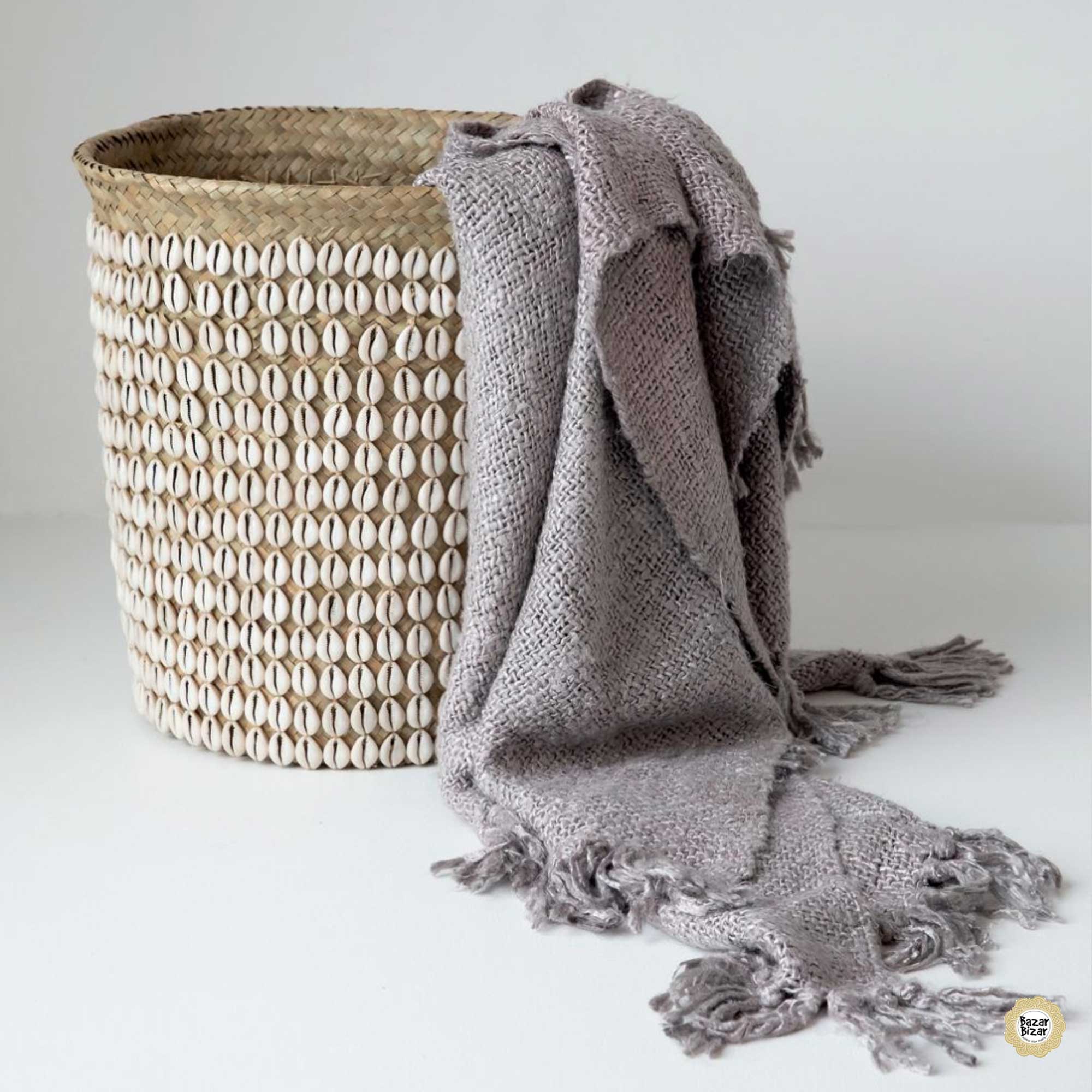 Boho Korb aus Pandan, der mit Muscheln aus Bali besetzt ist, Soulbirdee Onlineshop