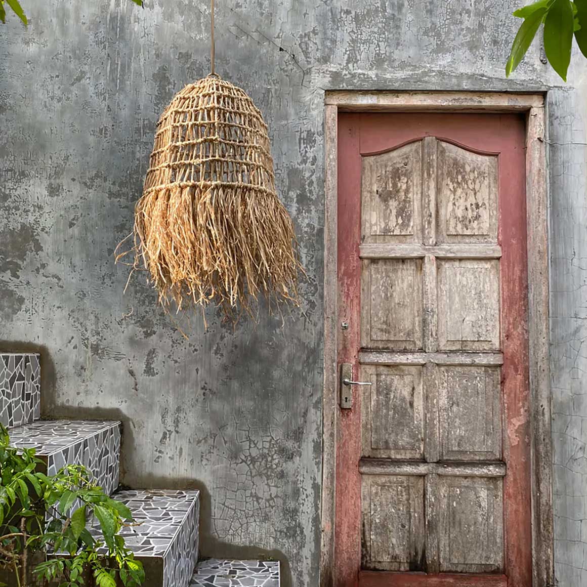 Lampenschirm für Hängelampe | Hippie Lampe im Ibiza Boho Style | Lampenschirm mit Fransen aus Medong Gras | Soulbirdee Onlineshop