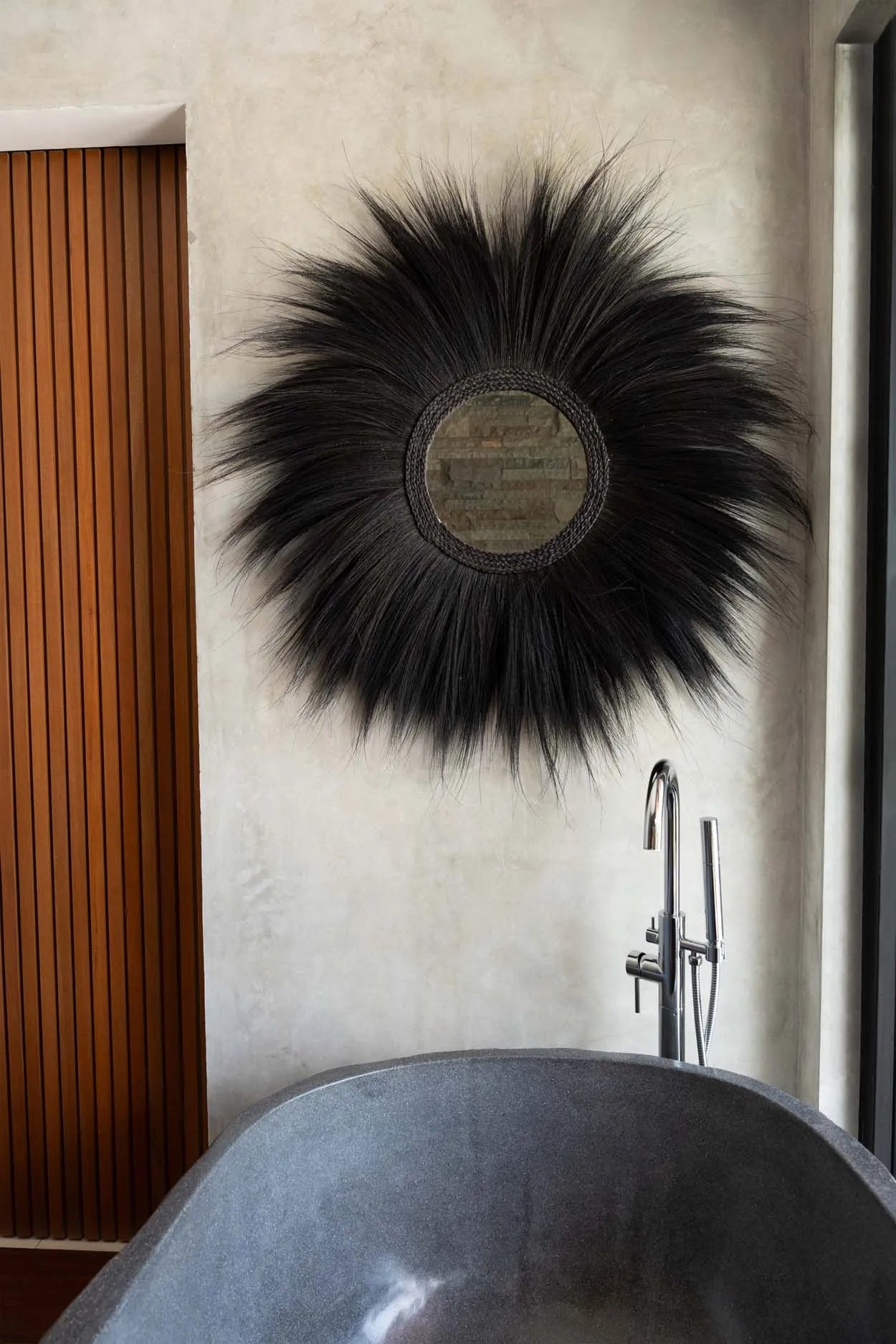 Spiegel Rund Schwarz Große Wandspiegel Rund 100 cm Boho Style Bazar Bizar Soulbirdee Onlineshop Badezimmer-spiegel