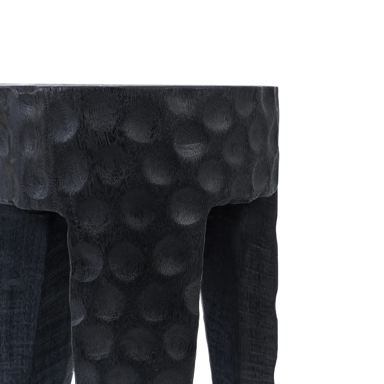 Holzhocker Detail schnitzerei Muster