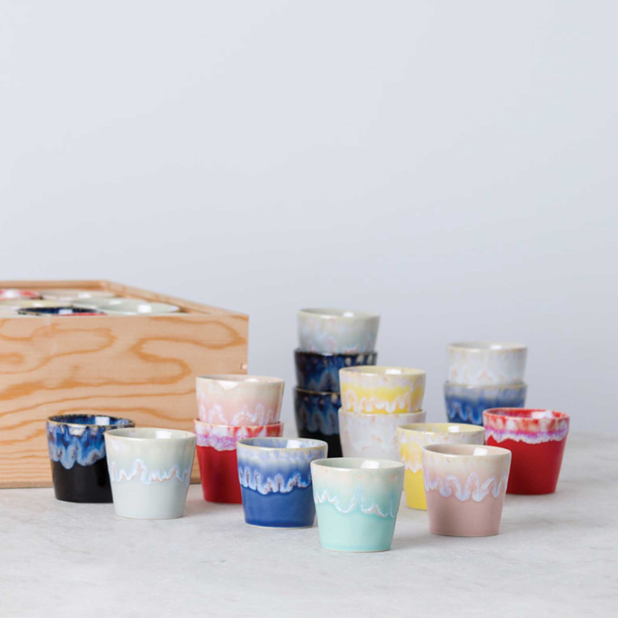 Espressotassen bunt Set Ombre Verlauf Schüssel Geschirr Porzellan Tasse Ibiza Geschirr kaufen Soulbirdee Shop Espresso Set Ombre Verlauf ♥ Bunte Espressotassen ♥ Ibiza Geschirr kaufen ♥ Buntes Geschirr Porzellan Tasse ♥ Kaffee Becher ♥ Soulbirdee Shop