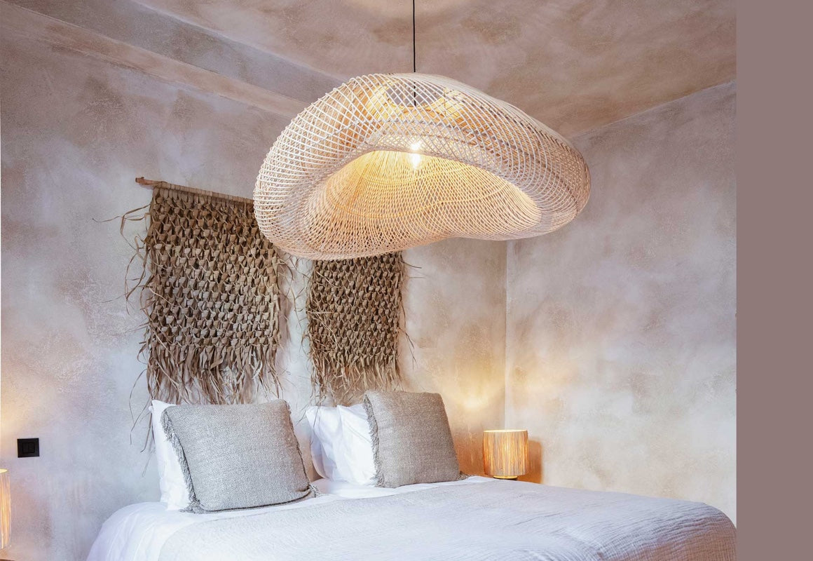 Entspannung pur im Boho-Schlafzimmer: Hochwertige, handgefertigte Wohnaccessoires aus Naturmaterialien für deine Oase
