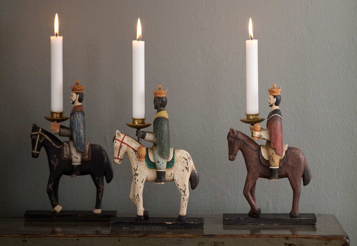 Skandi-Weihnachtsdeko im nordischen Stil: Handgefertigt, natürlich & minimalistisch. Für ein gemütliches Fest.