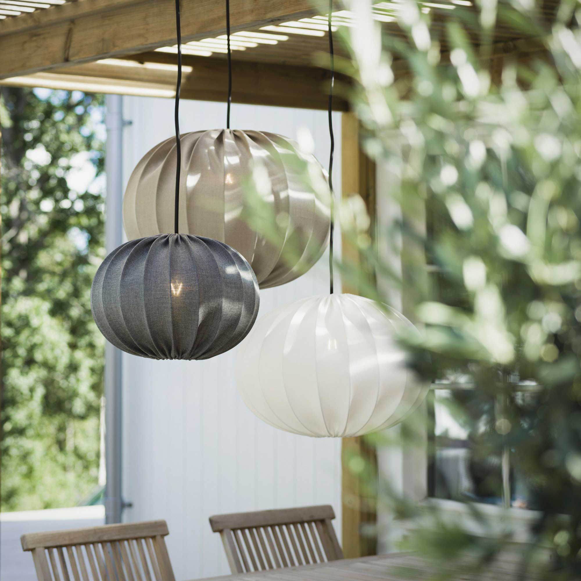Hängelampe Beige Outdoor "Hilma"