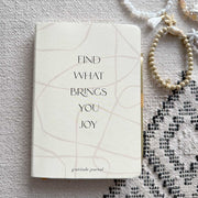 Journal Journaling Geschenk geschenkidee Dankbarkeit gratitude wellness tagebuch Stift beige old soulbirdee onlineshop