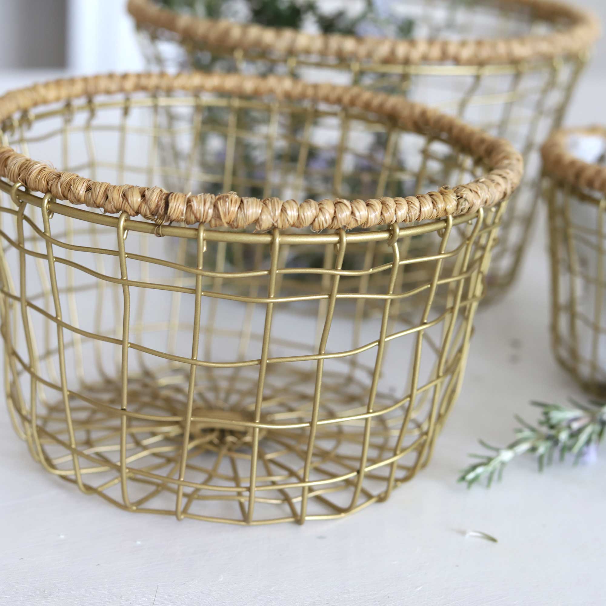Metallkorb für Brot oder Pflanzen. Soulbirdee Onlineshop