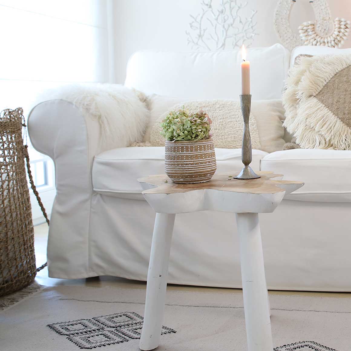 Nordischer Kerzenhalter Tibet Scandi Boho Style Kerzenständer kaufen als Kerzendeko zum Scandi Boho Einrichtungsstil Design Deko modern Soulbirdee Onlineshop
