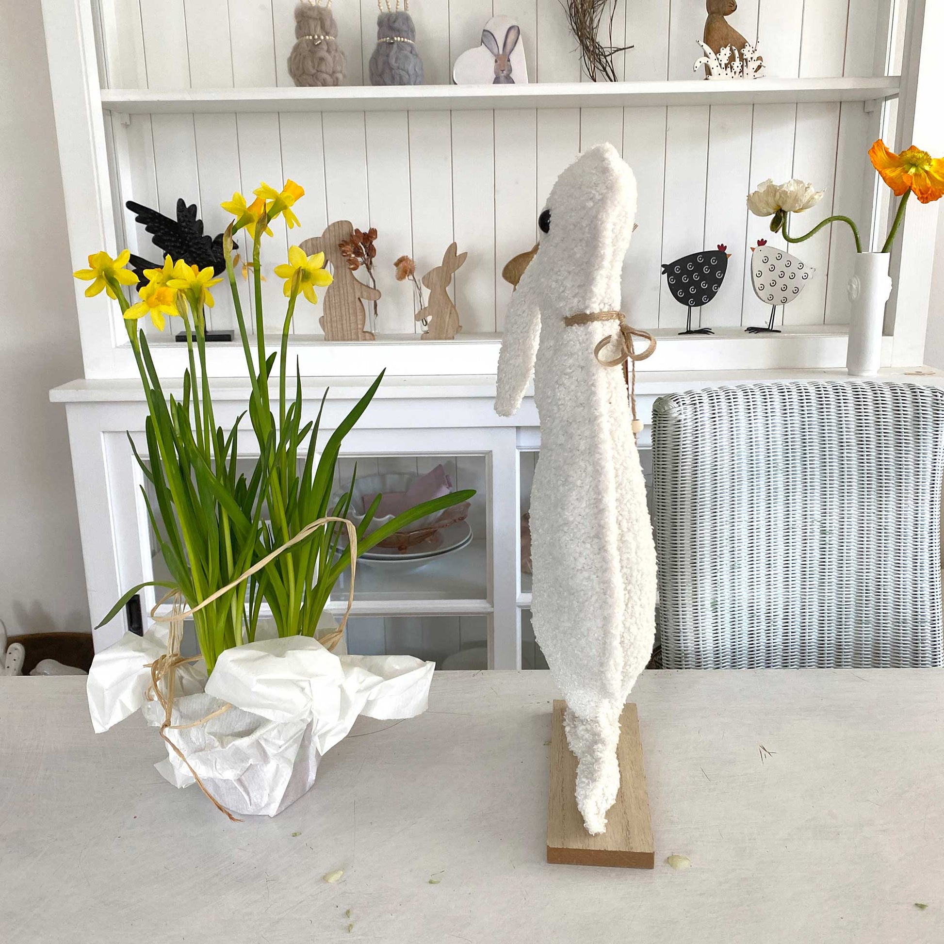Osterhase Hase seitliche Deko Ostern Dekoration weiss weich Stoff Mama dekorieren Soulbirdee Onlineshop
