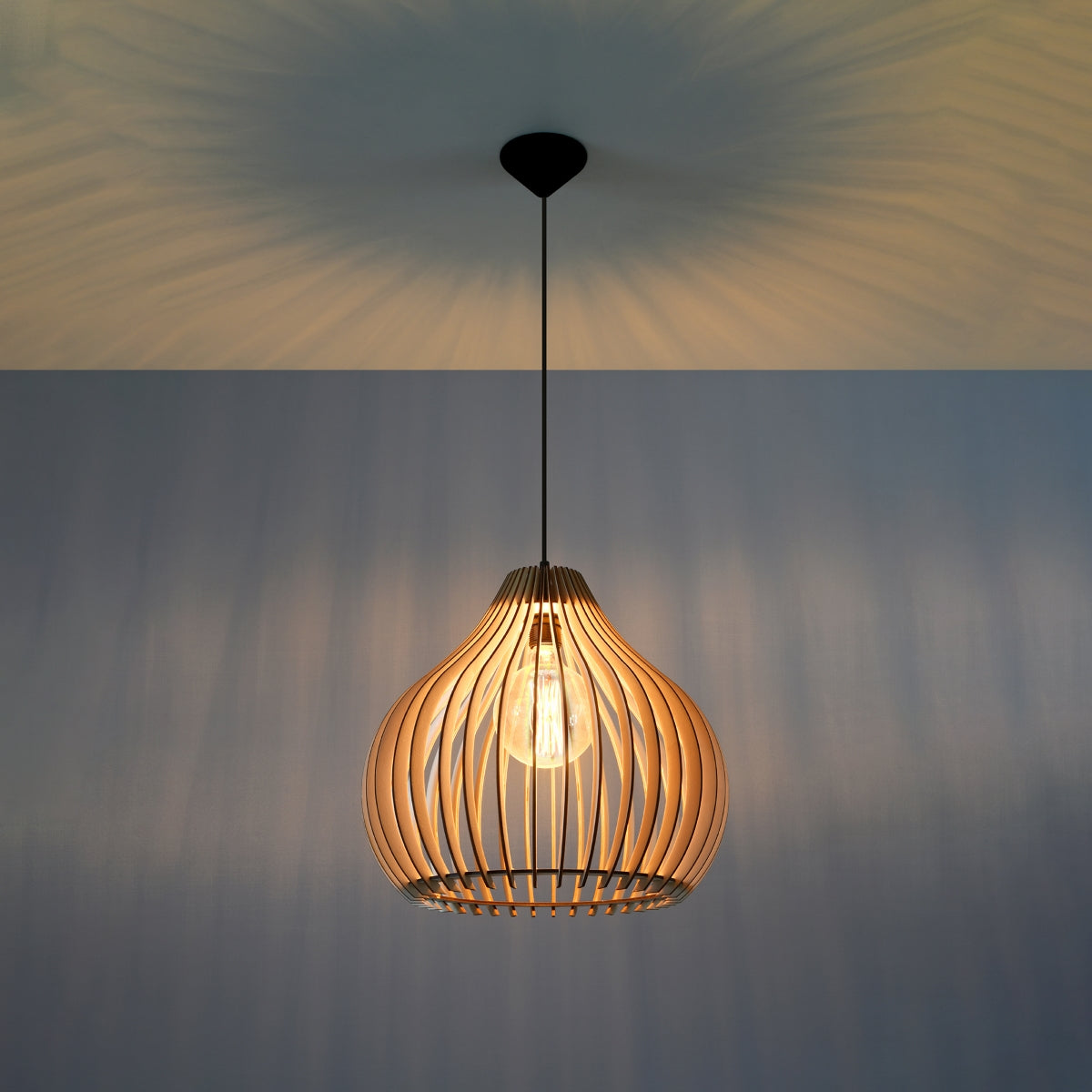 Pendelleuchte Holz Holzlampe Lampe aus Holz Hängelampe aus Holz Esstischlampe hängend Wohnzimmer Lampe kaufen Beleuchtung Licht Pendelleuchte Küche Lampenshop Soulbirdee Onlineshop