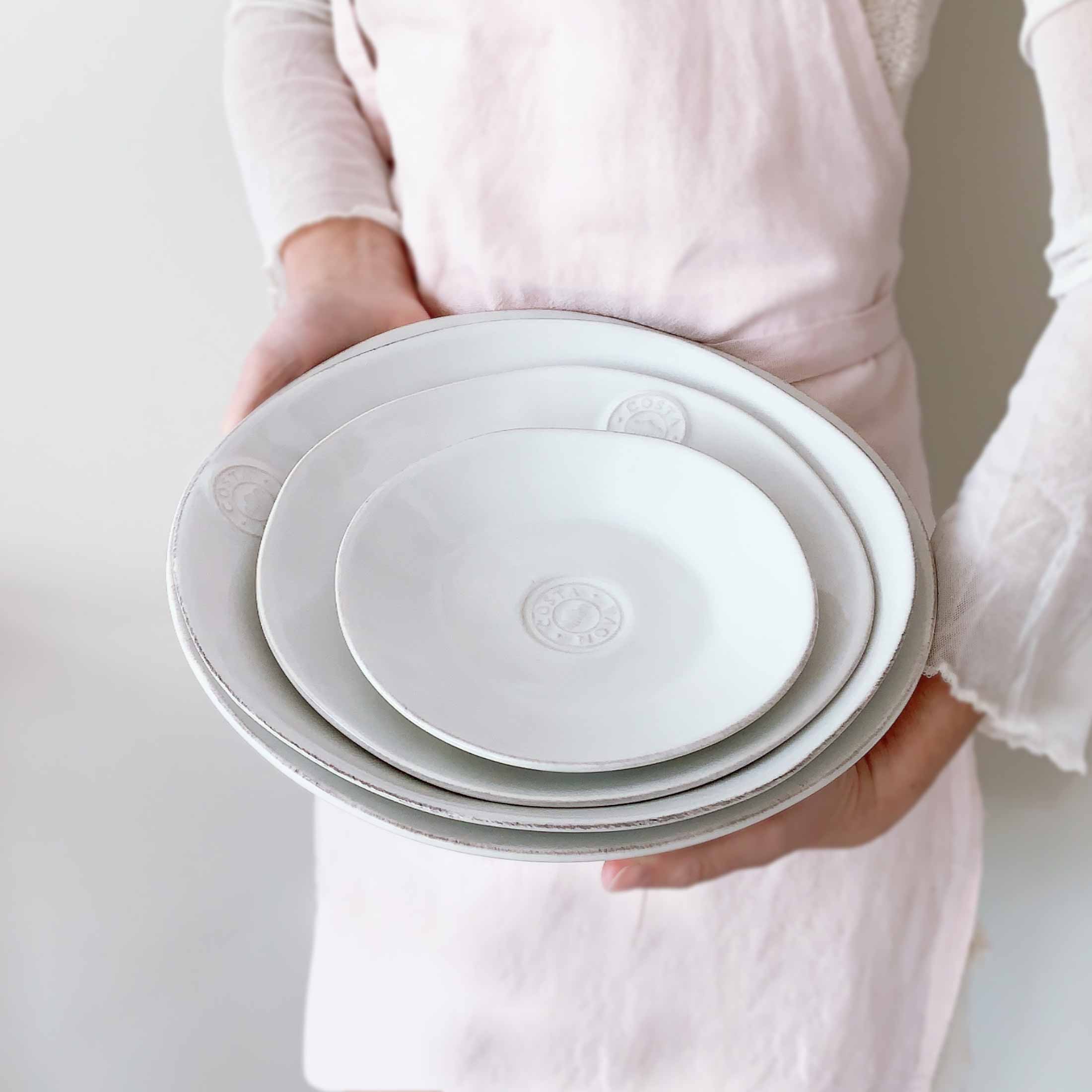 weiße Teller von Costa Nova aus Steinzeug Soulbirdee Onlineshop weißes Geschirr kaufen