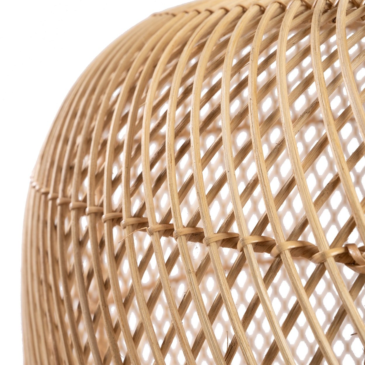 Detail Rattan Batu Bolong Lampenschirm BAYU048N-L Rattan 60 cm Boden Deko aus Bali Handgeflochten Rattanlampe Bazar Bizar Soulbirdee Onlineshop