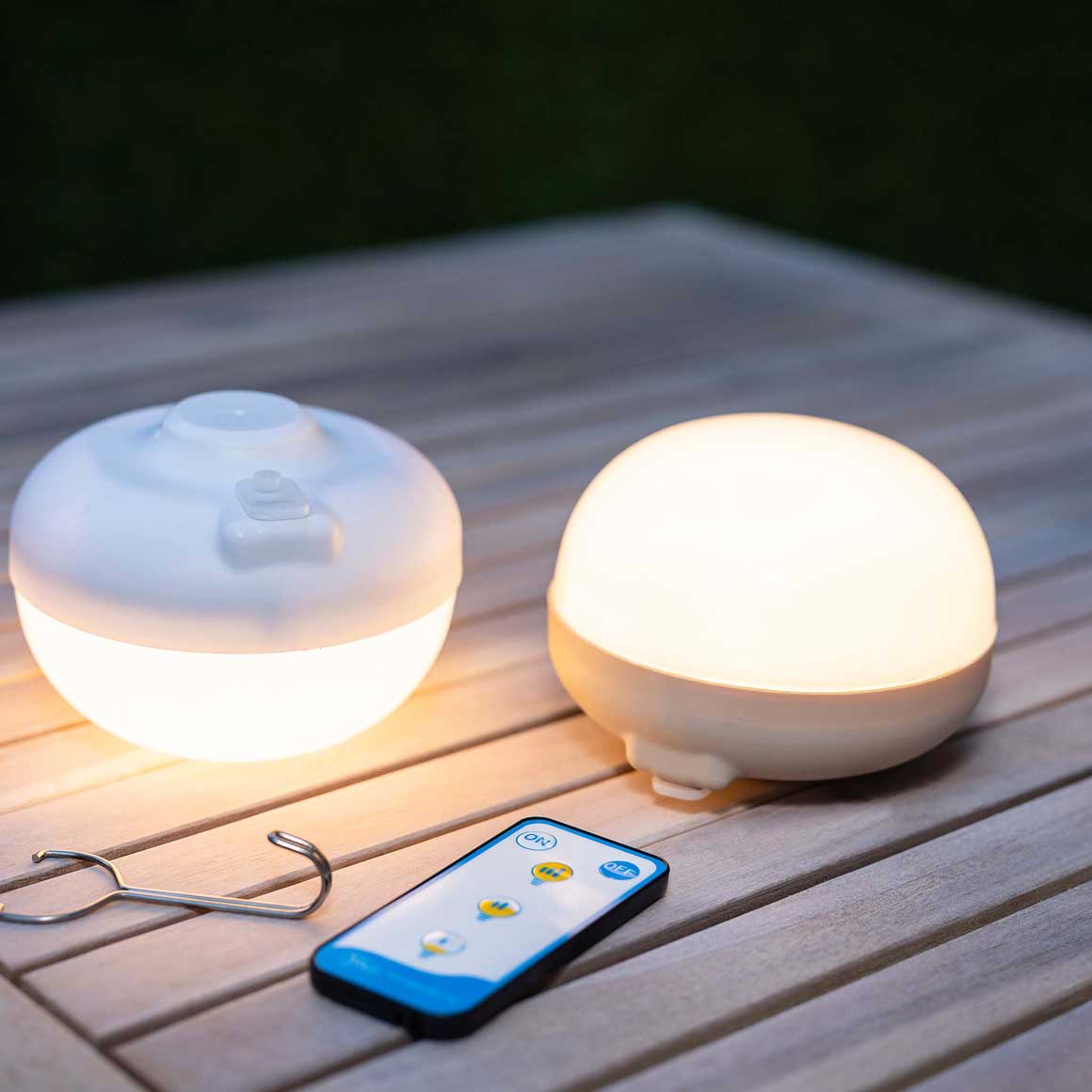 Akku Leuchtmittel ohne Kabel 900 Lumen weiss Beige ip54 Kabellos LED Lampe Newgarden Soulbirdee Onlineshop