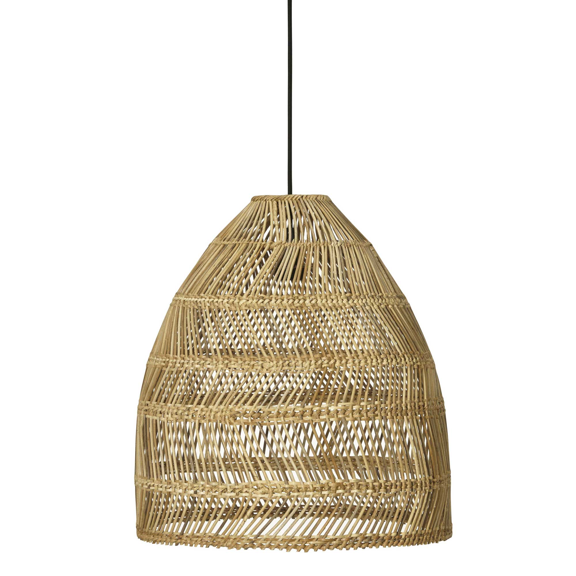 Outdoor Rattan Lampe Natur in 3 Gößen von der Marke PR Home. Hängelampe im Skandi Wohnstil bei Soulbirdee kaufen