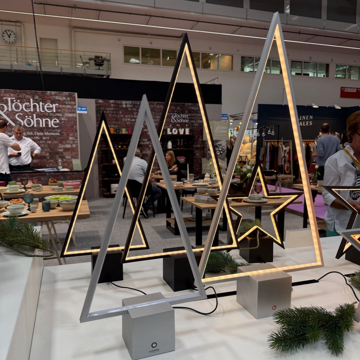 Baum Tanne Stern weihnachten deko led Weihnachtsbeleuchtung sompex silber akku weihnachtsdeko modern