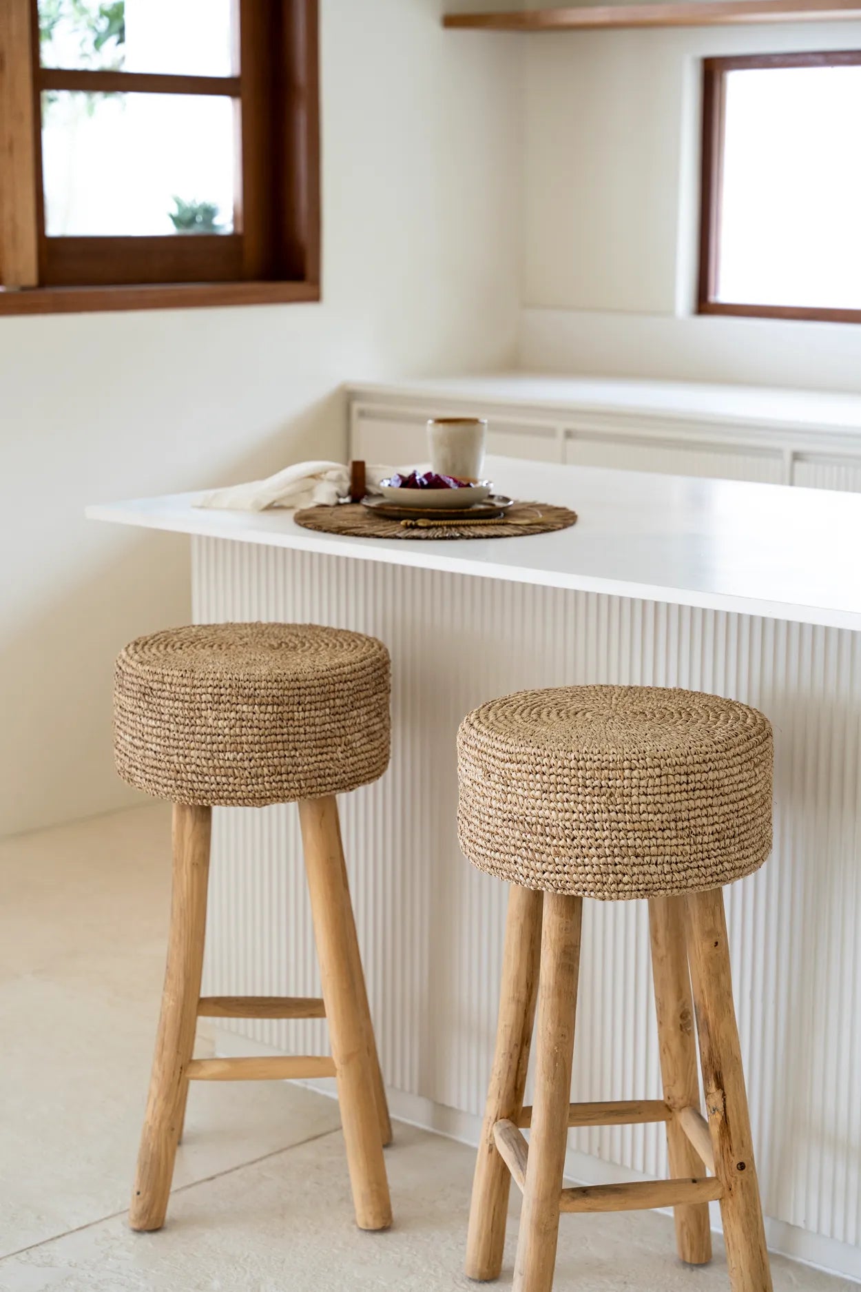 Barhocker barstuhl Holz Hoher Hocker Zuhause Bar Restaurant Küche Bazar Bizar Stuhl kaufen Soulbirdee Onlineshop