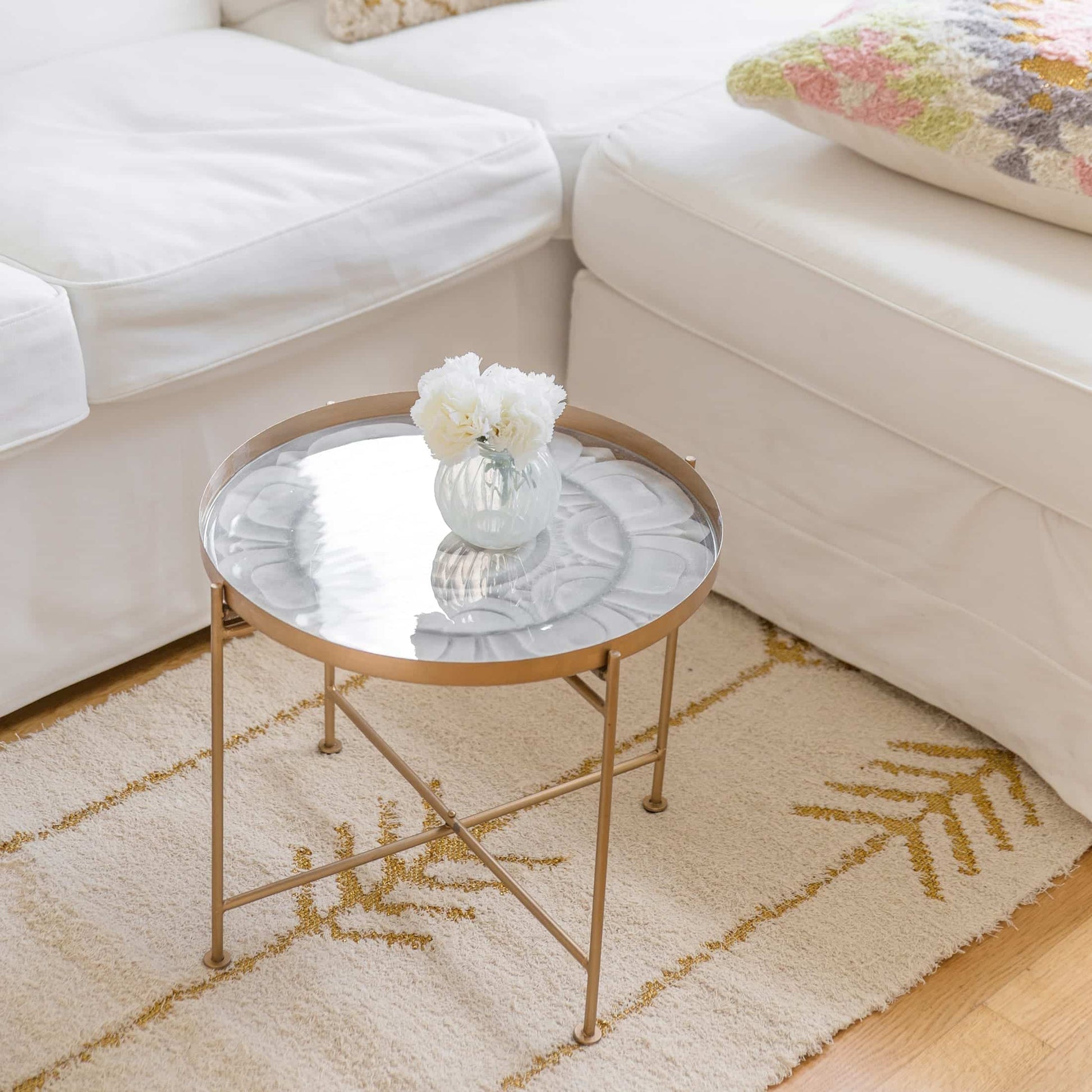 Boho Teppich Wohnzimmer Teppich Boho Style mit Pfeilen 70x140 ☆ Nachhaltig hergestellt, Liv Interior ☆ Goldene Metallik Pfeile auf Natur Baumwolle. Beige, good weave, Kinderzimmer teppich Bettvorleger Vorleger kaufen im Soulbirdee Onlineshop