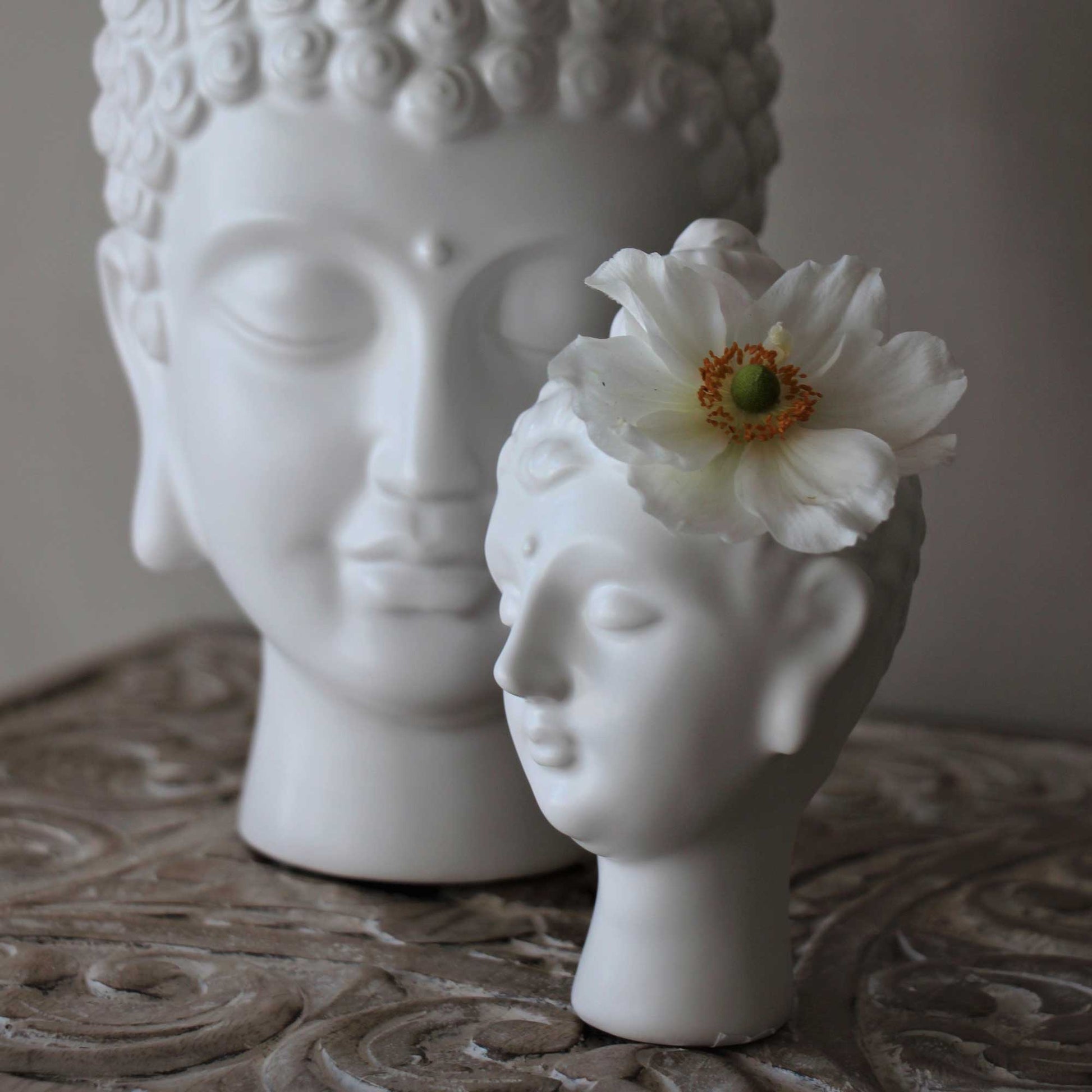 Buddha Vasen im Boho Stil als liebliche Vase Geschenk Geschenkidee Wohnzimmer Deko nützliche Dekoration.