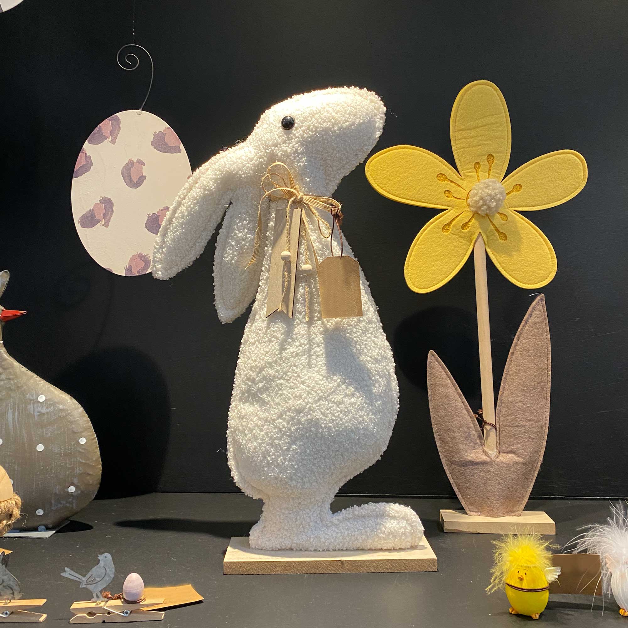 Hase Mama Frühling Deko Figur Weiss Dekoration Osterhase Osterdeko 2023 Ostern Soulbirdee Onlineshop