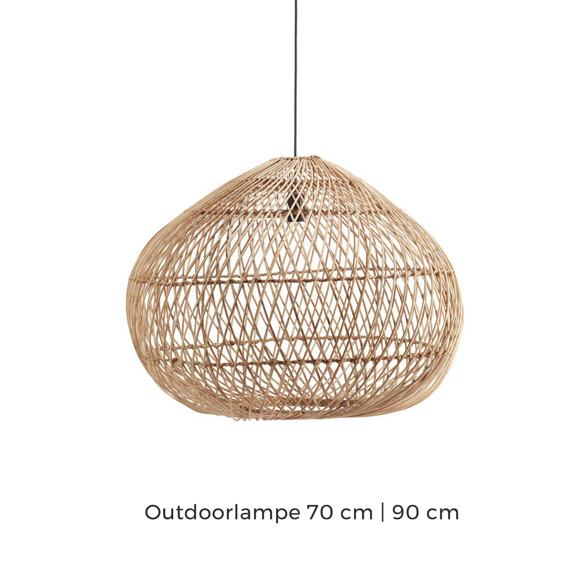 Hängelampe Outdoor / Indoor Karen | Rattan Lampenschirm von der Marke PR Home , Outdoor Lampe | Hängelampe für Esstisch, Soulbirdee Lampenshop Outdoor Lampe Karen 70 cm 90 cm aus Rattan von der Marke PR Home kaufen ♥ Draußen Hängelampe im skandinavischen Wohnstil ♥ Soulbirdee Onlineshop Outdoor