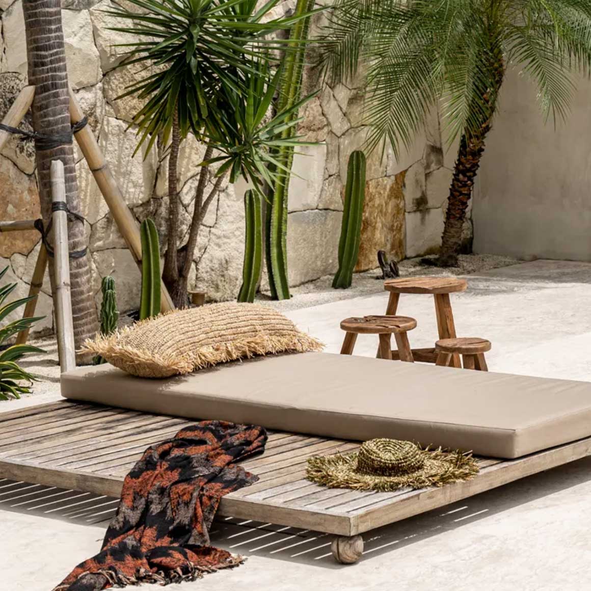 Kissen aus Bast mit Fransen ✓ Boho Deko im Ibiza Style – Soulbirdee