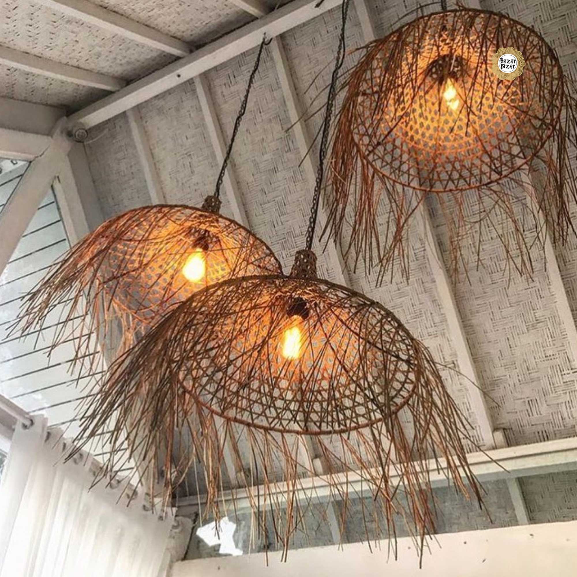 Griechische Lampe Mykonos | Hängelampe im Griechenland Stil | Bazar Bizar Rattanlampe für den Esstisch Soulbirdee Onlineshop