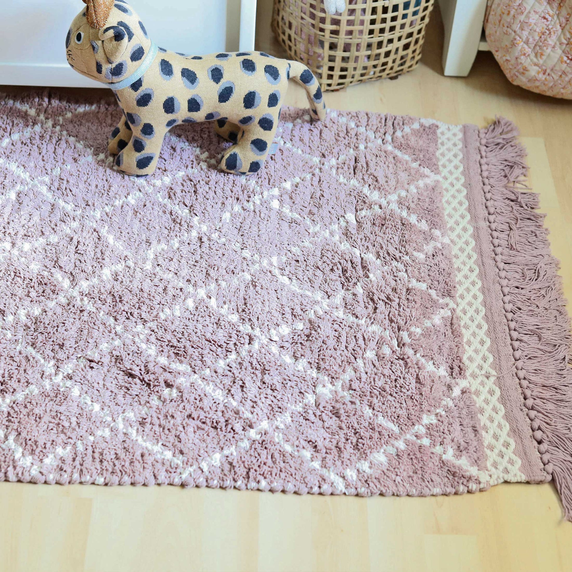 Teppich fürs Kinderzimmer Weicher, waschbarer Teppich aus Bio-Baumwolle Liv Interior Beni Ourain Teppich mit Fransen, Boho Teppich Soulbirdee Onlineshop