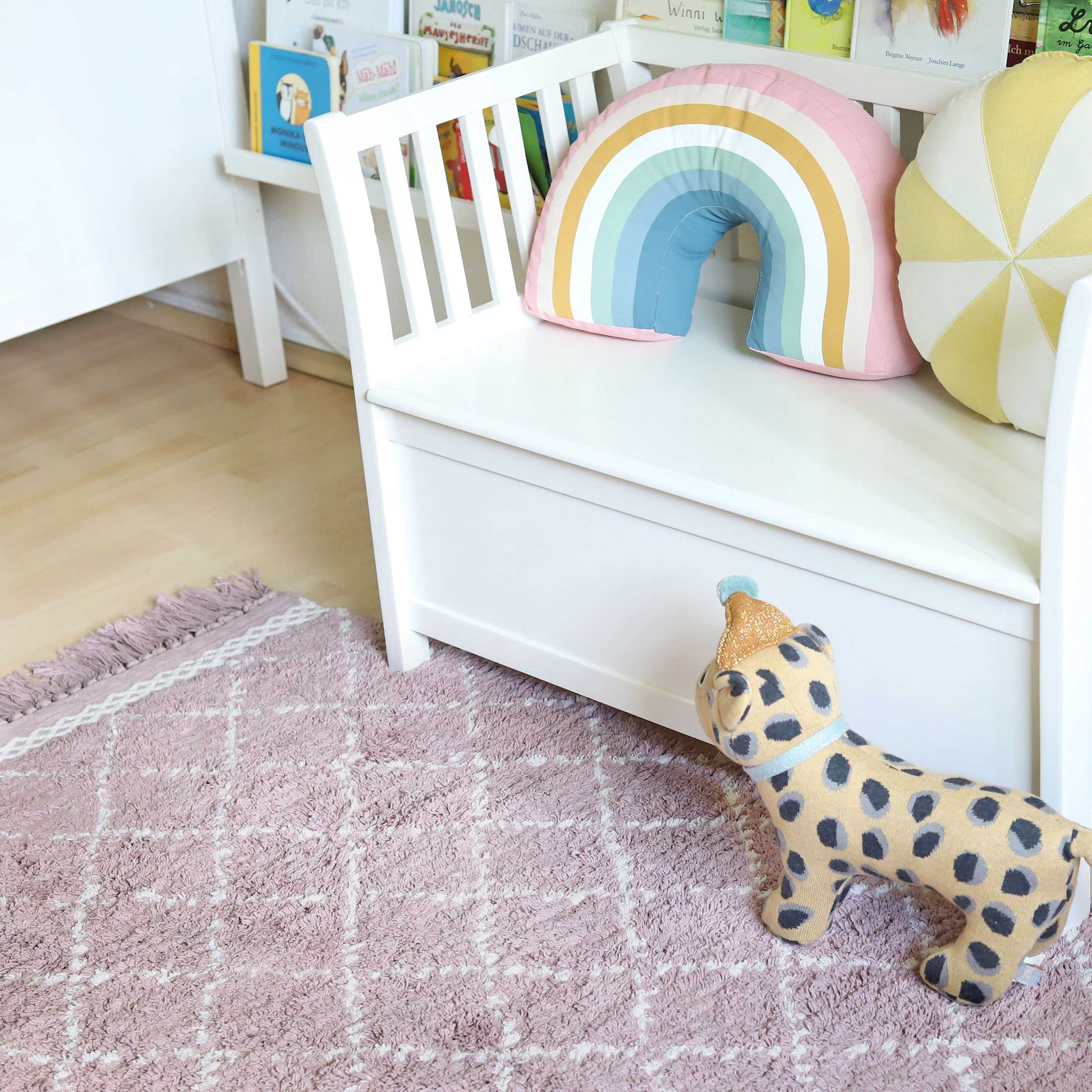 Marokkanischer Teppich fürs Kinderzimmer ♥ Weicher, waschbarer Teppich aus Bio-Baumwolle ♥ Liv Interior Beni Ourain Teppich mit Fransen Soulbirdee Onlineshop