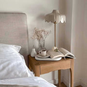 Nachttischlampe Iris Beige Tischlampe Schlafzimmer Gold Leselampe Schreibtischlampe kaufen Soulbirdee Lampenshop Onlineshop