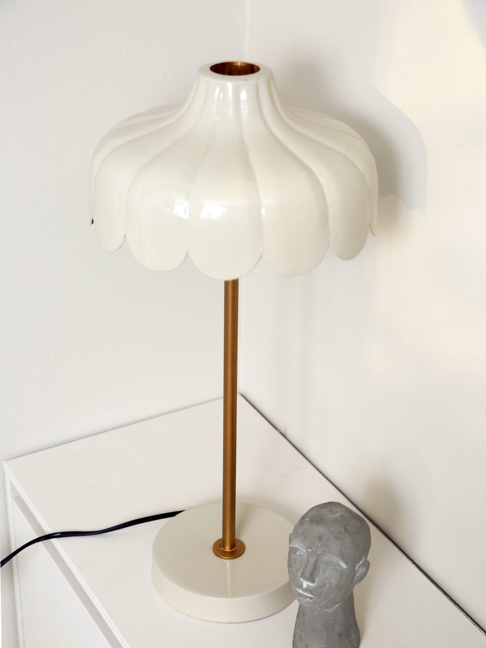 Nachttischlampe Iris Tischlampe Beige Gold Lampenschirm Soulbirdee Onlineshop