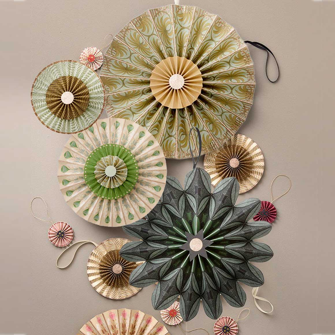 Rosetten Ornamente als elegante Dekoration | Adventsdeko oder schönste Weihnachtsdeko mit Deko Accessoires von Bungalow DK | Soulbirdee Weihnachtsshop