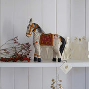Pferd Dekofigur Holzfigur Vintage Weihnachtsdeko soulbirdee onlineshop Adventsdeko Weihnachten Deko Pferd Engel Windlicht Kerzenhalter Rosette Ornament Weihnachtsengel