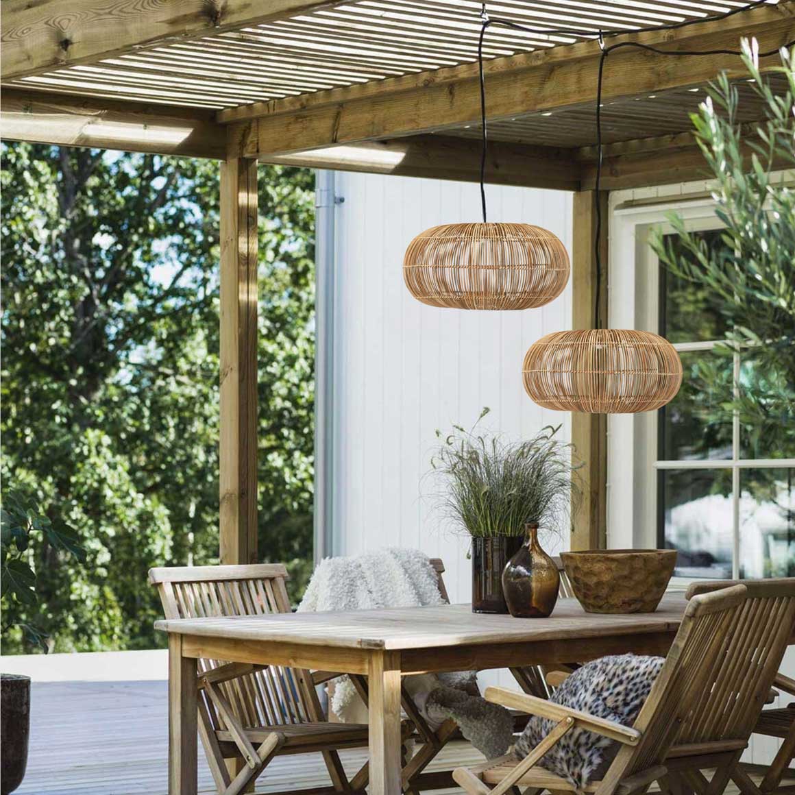 Rattanlampe Terrassenlampe Outdoor Hängelampe für den Esstisch auf dem Balkon, Esstischlampe für draußen, wetterfeste Lampe für draußen, Rattanlampe, Soulbirdee Onlineshop Lounge Lampe