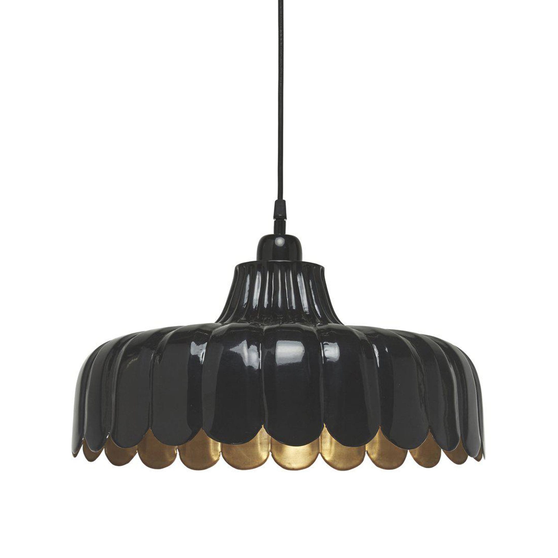Hängelampe WELLS von PR Home | skandinavische Lampe online kaufen bei Soulbirdee Onlineshop Aber auch die schwarze Blume kann durchaus elegant wirken.