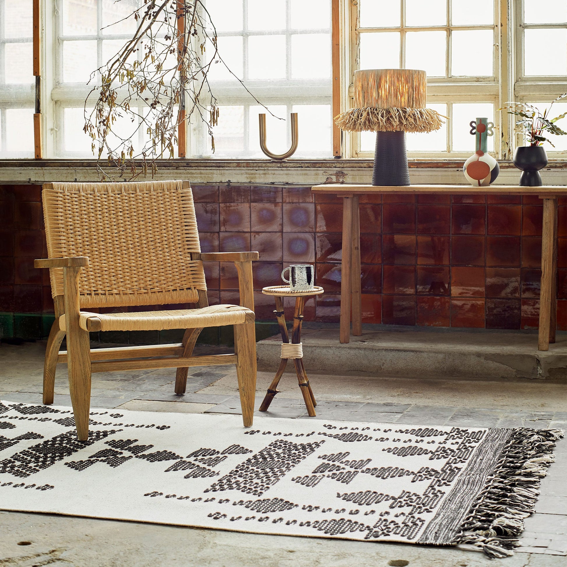 Teppich Beige Skandinavischer Baumwoll-Teppich in Schwarz Beige Creme mit Fransen & Ethno Muster MadamStoltz Teppich kaufen