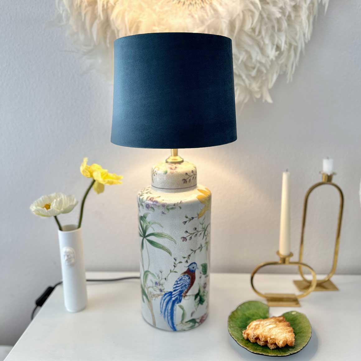 Tischlampe Landhaus Stil Vasenlampe mit Vogel Li Na ♥ Porzellan Lampenfuss Landhaus Stil Vintage ♥ Soulbirdee Lampenshop | Chinoiserie Lampe | Lampe kaufen Lampe Tischlampe LINA Li-Na PR Home online kaufen