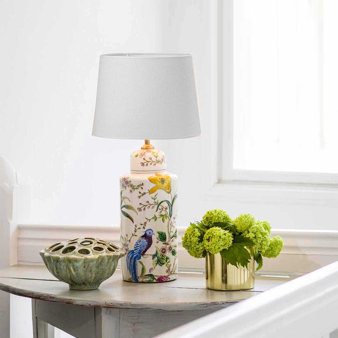 Tischlampe Landhaus Stil Chinoiserie mit Vogel Malerei Landhaus Dekor Chinesische Vasenlampe PRHOME Lampe kaufen Soulbirdee Onlineshop Porzellan Lampe Keramik