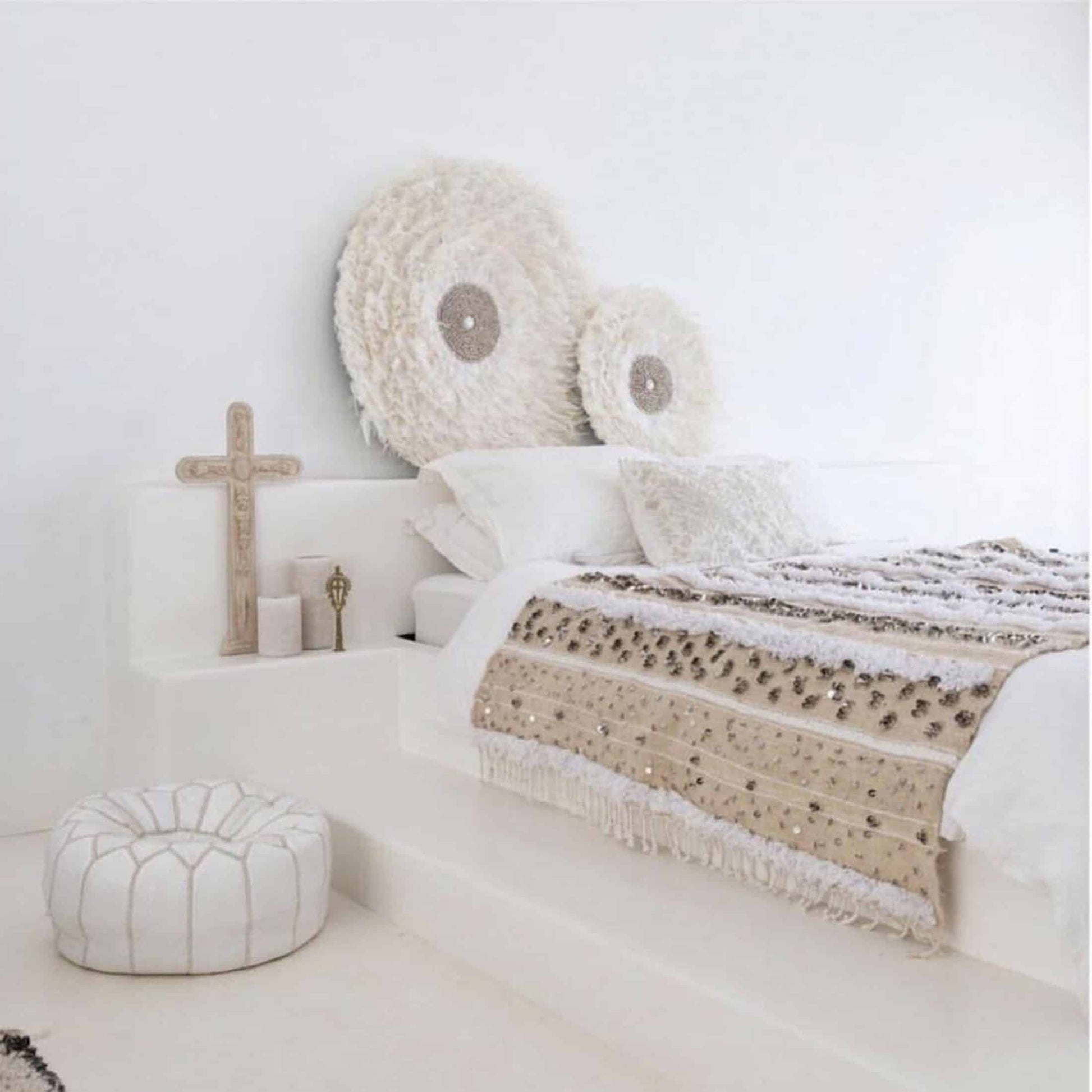 Wanddekoration aus Federn ♥ Wanddeko Juju mit Muscheln & Federn | Deko von Bazar Bizar Boho Wanddeko ♥ Wanddeko kaufen | Boho Deko im Soulbirdee Onlineshop