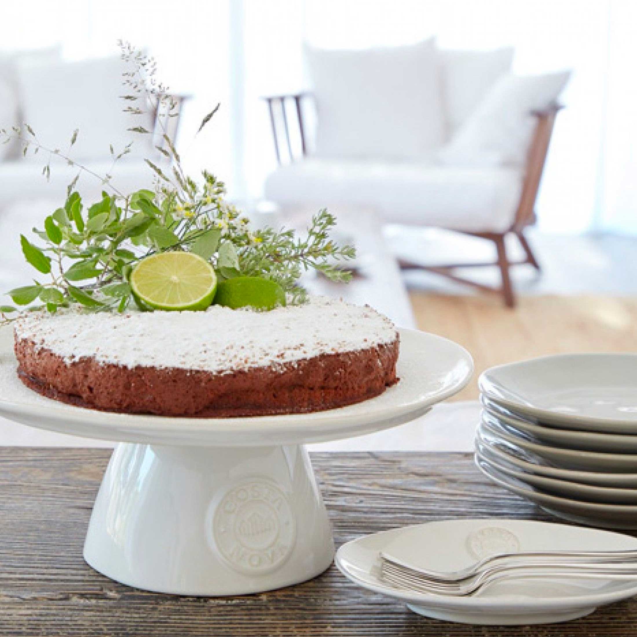 Soulbirdee Onlineshop Ostern Osterdeko Dekoration modern Ideen Skandinavisch Weiße Kuchenplatte Fuß Logo Branding Tortenständer Steinzeug Portugal