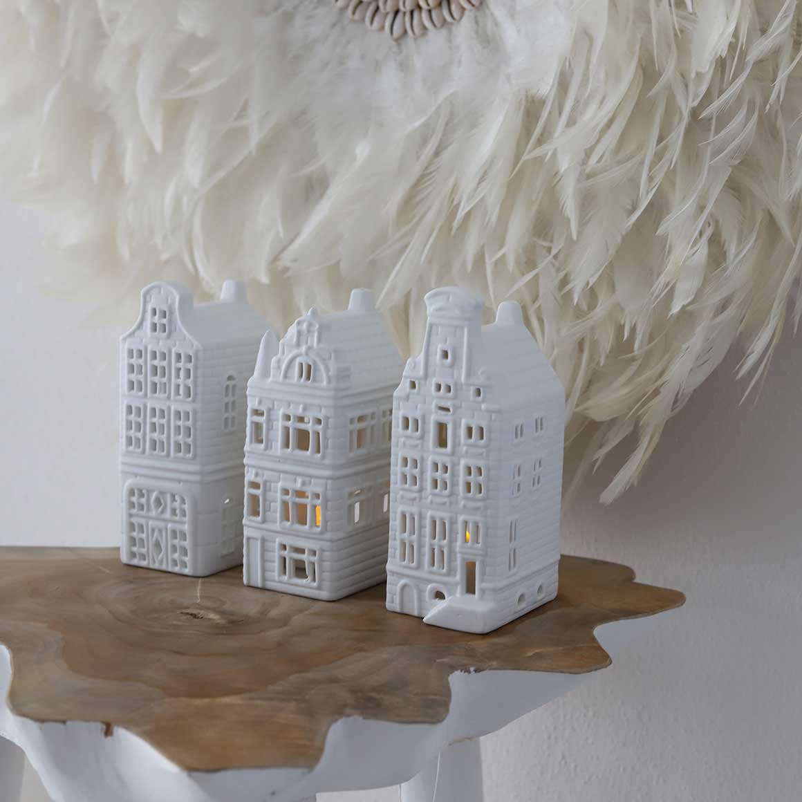 Lichthaus Fassade mit Relief Lichthäuser &Klevering Lichthaus kaufen Soulbirdee WebShop Kerzenständer Kerzenhalter LED Kerzen Kerzendeko Kerzentablett