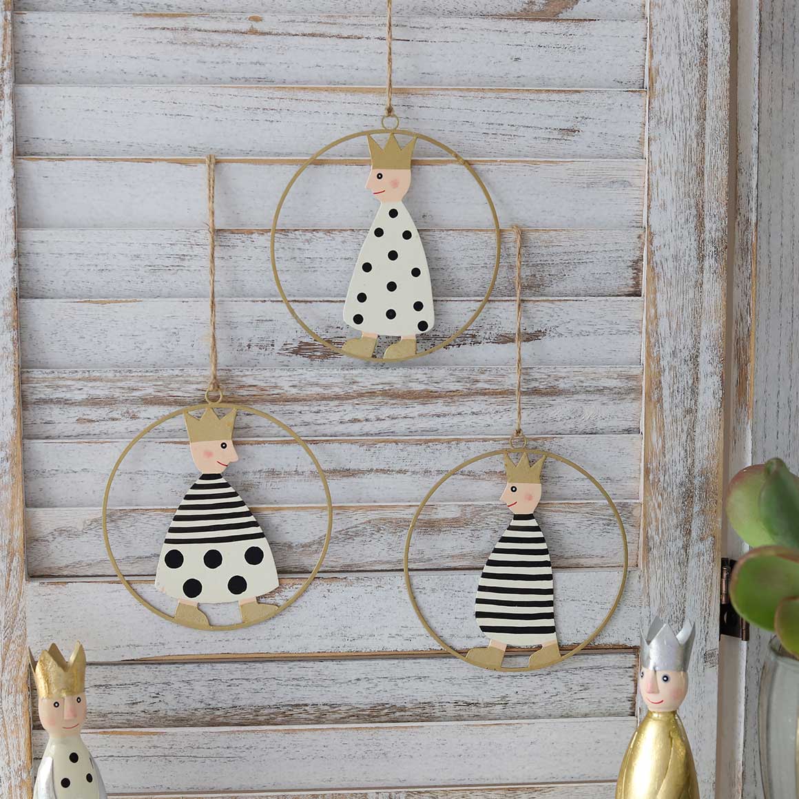 fensterdeko weihnachten hängende Fensterdeko Fensterring Fensterhänger Dekoanhänger Dekofigur Könige Gold Silber Streifen Punkte 3-er Set süße Deko für das Fenster Weihnachtsdeko Herbstdeko Soulbirdee Shop