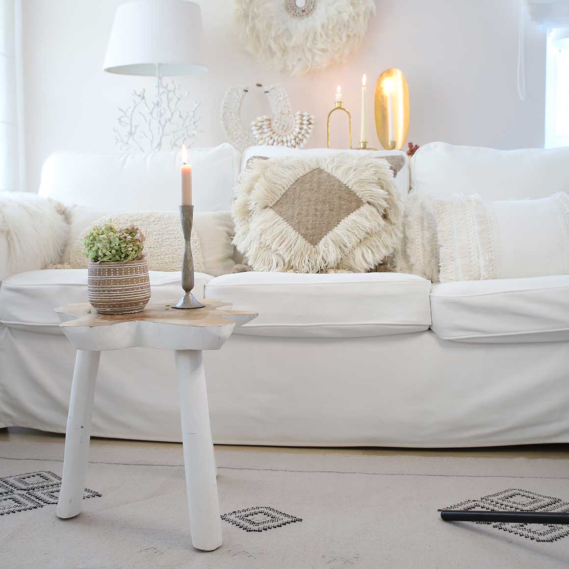 Boho wohnzimmer Kissen Dekokissen Deko Sofakissen quadrat quadratisch beige 50 Fransen bohemian neutral affari soulbirdee onlineshop Bohokissen kaufen