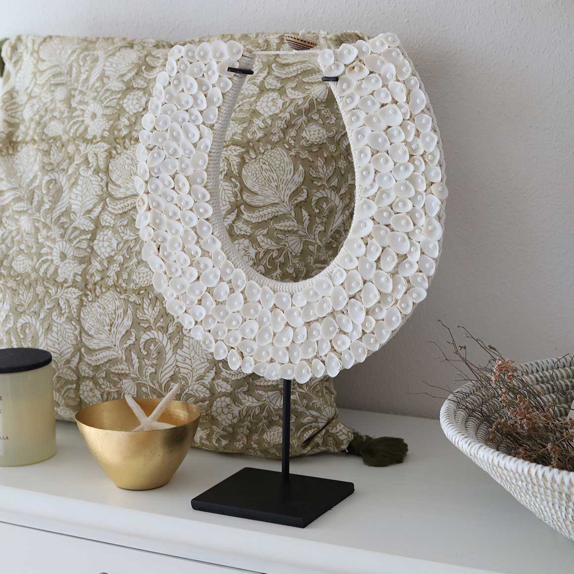 Muscheldeko Oceana weiß Muschelschalen Muscheln Kette Ständer Boho Dekoration Indonesien Soulbirdee Onlineshop