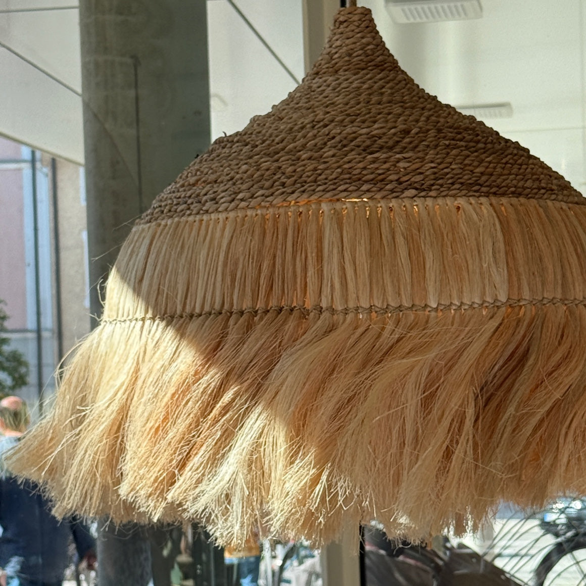 detali boho lampe fransen aus gras