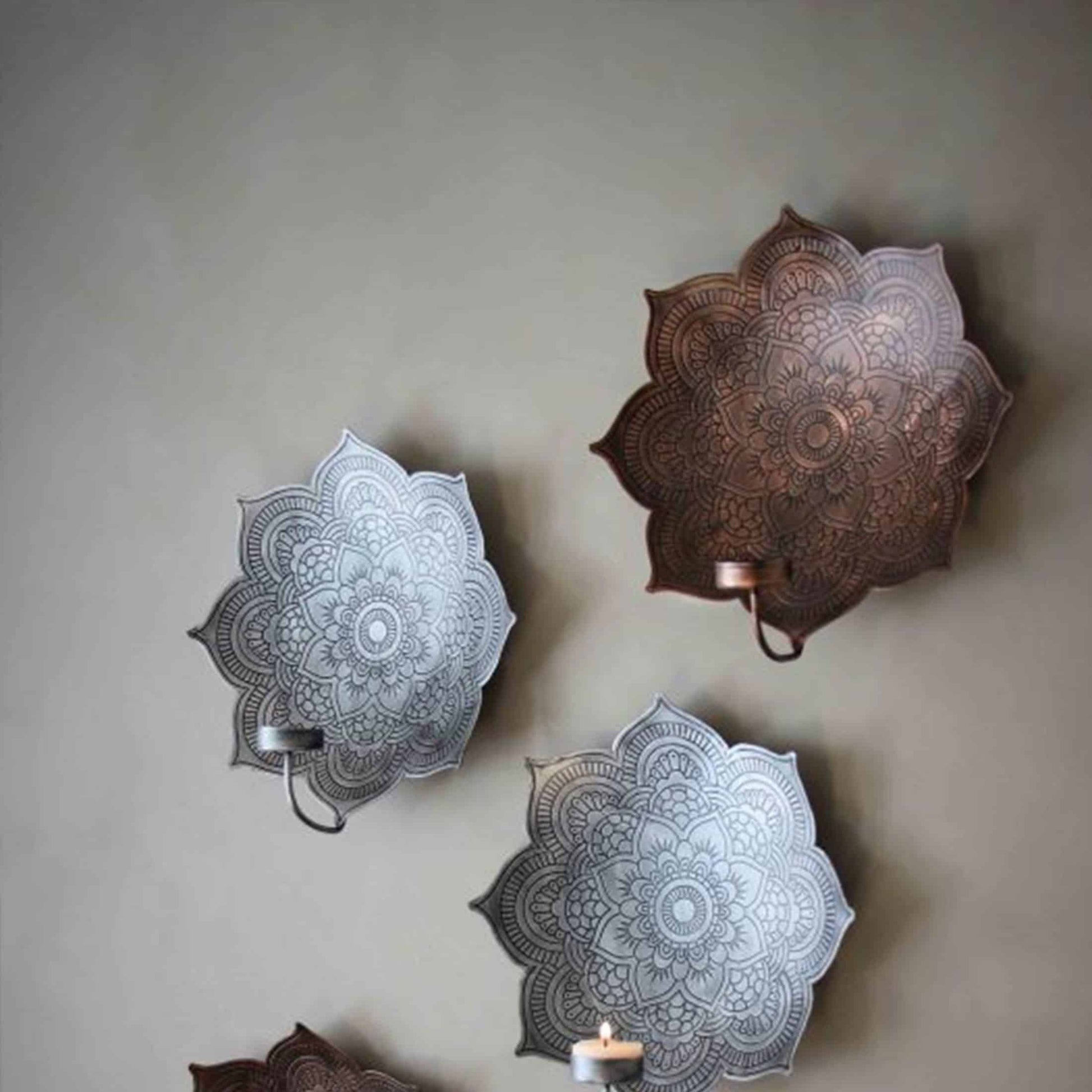 Teelichthalter für die Wand im orientalischen Stil aus Metall. Orientalische Kerzenhalter für die Wand mit Mandala Muster kaufen