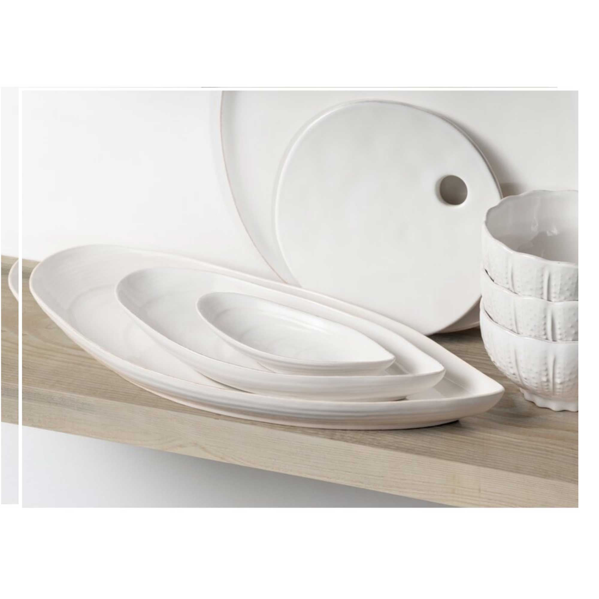 Weiße Teller Weiss Servierplatten Servierteller in Form einer Muschel Essteller Dinnerplate Porzellan MRA311 Geschirr im Ibiza Boho Style | Soulbirdee Shop
