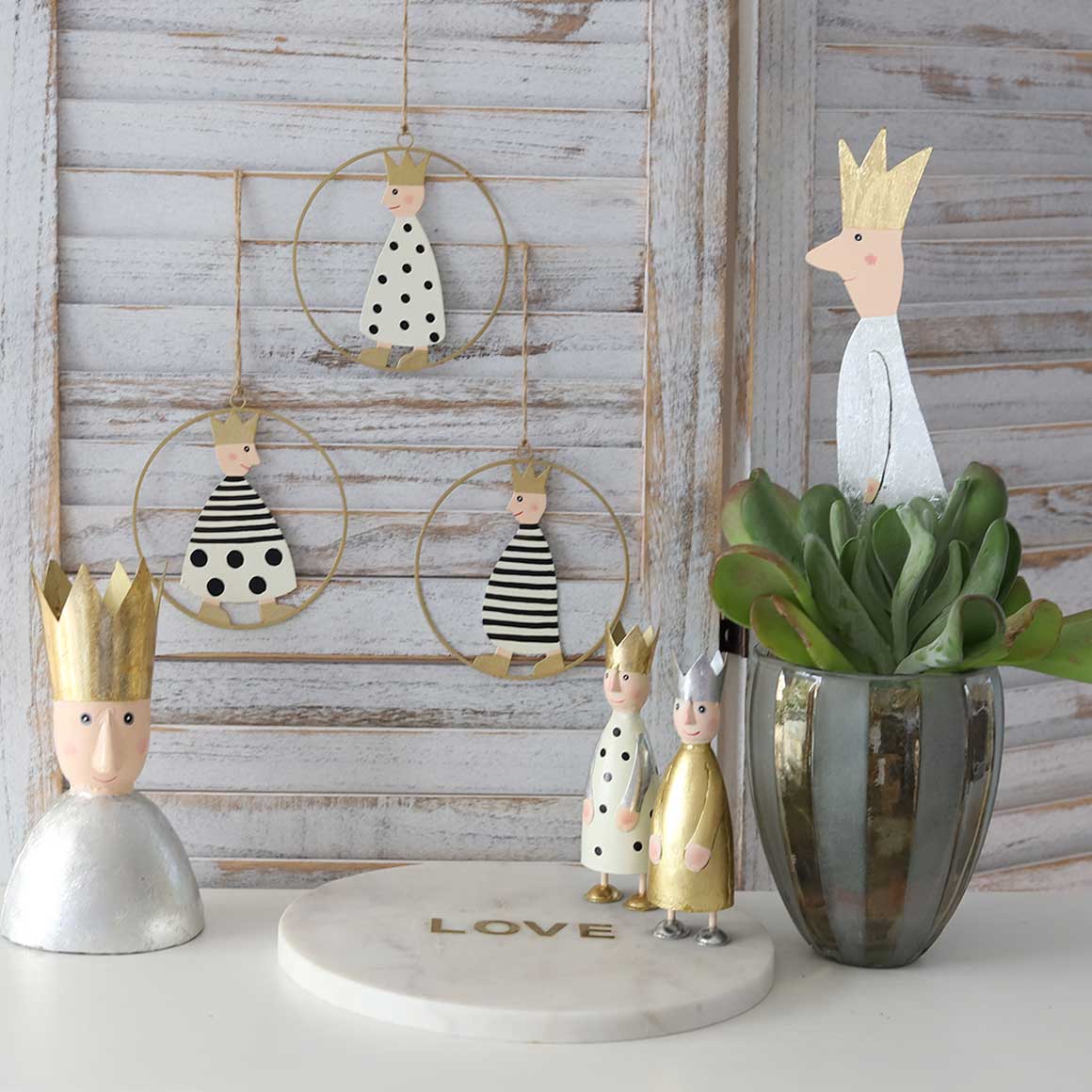 Dekofigur Gold Silber Krone Kollektion Set Dekoanhänger Könige Gold Silber Streifen Punkten 3-er Set süße Deko für das Fenster Weihnachtsdeko Herbstdeko Soulbirdee Shop Landhaus