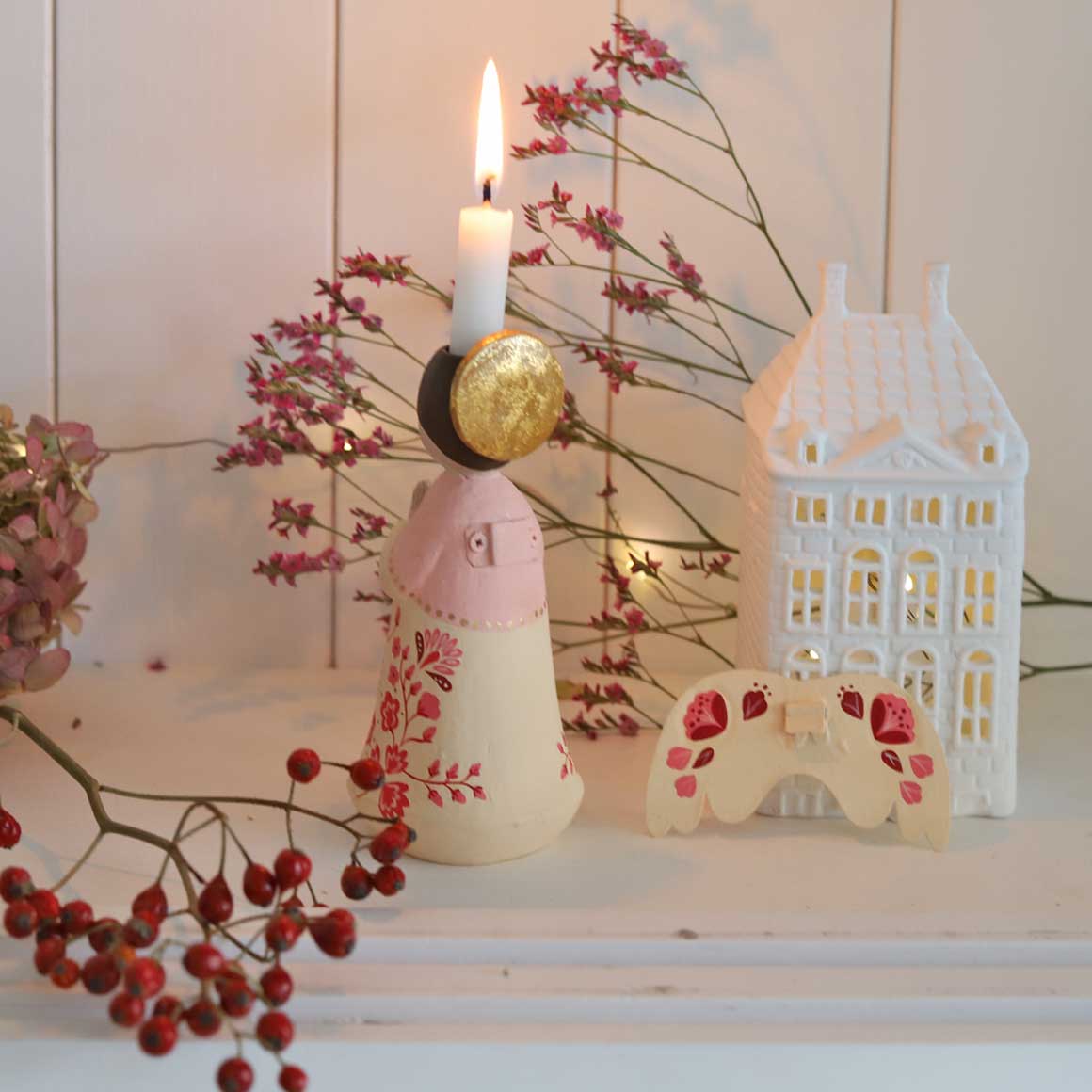 Engel gold rosa Deko Weihnachtsdeko Weihnachtsengel Tischdeko Kerzenhalter boho Deko kaufen Bungalow DK Weihnachten Kerzenständer kaufen Advent Figur Soulbirdee Onlineshop
