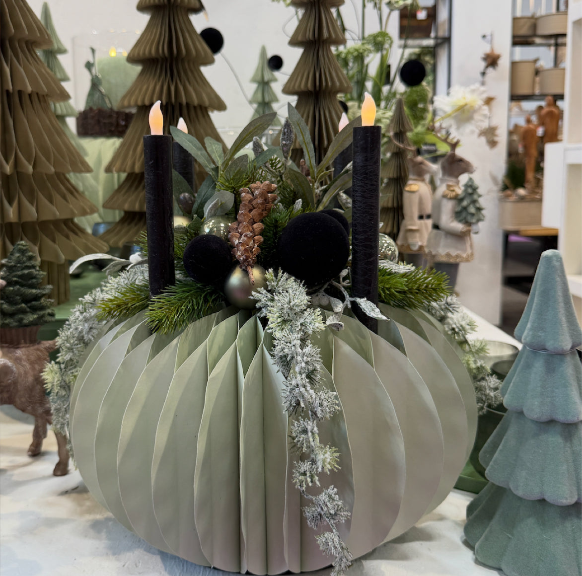 faltkranz aus Papier für die Weihnachtsdeko
