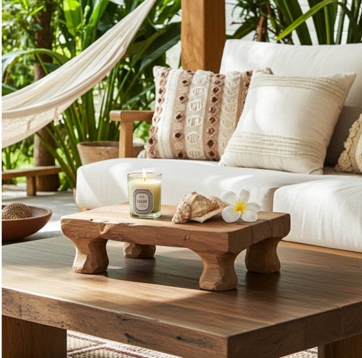 Dekotablett mit Vintage Spuren im Bali oder Ibiza Stil aus recykeltem Teak Holz "Boho Delish" von Bazar Bizar bei Soulbirdee